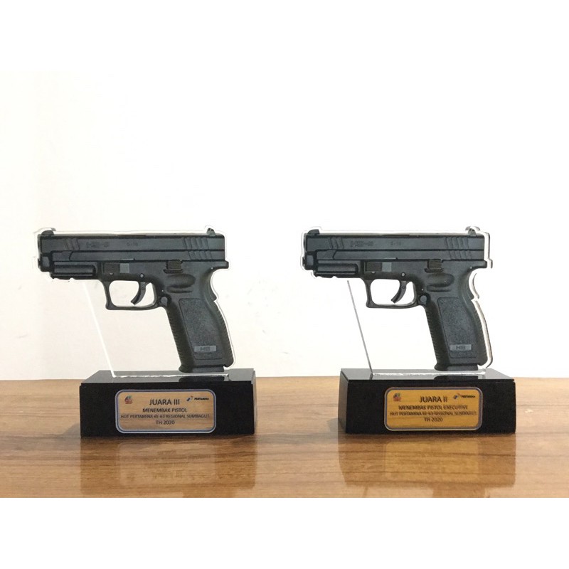 Trophy Pistol - Piala Lomba Tembak