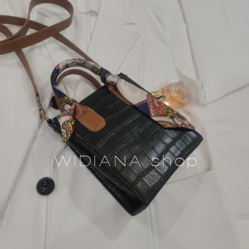 Tas Wanita Selempang Widiana Lina Fashion Wanita Kekinian