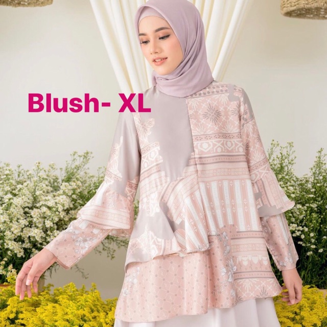 Jeumpa Blouse by Wearingklamby