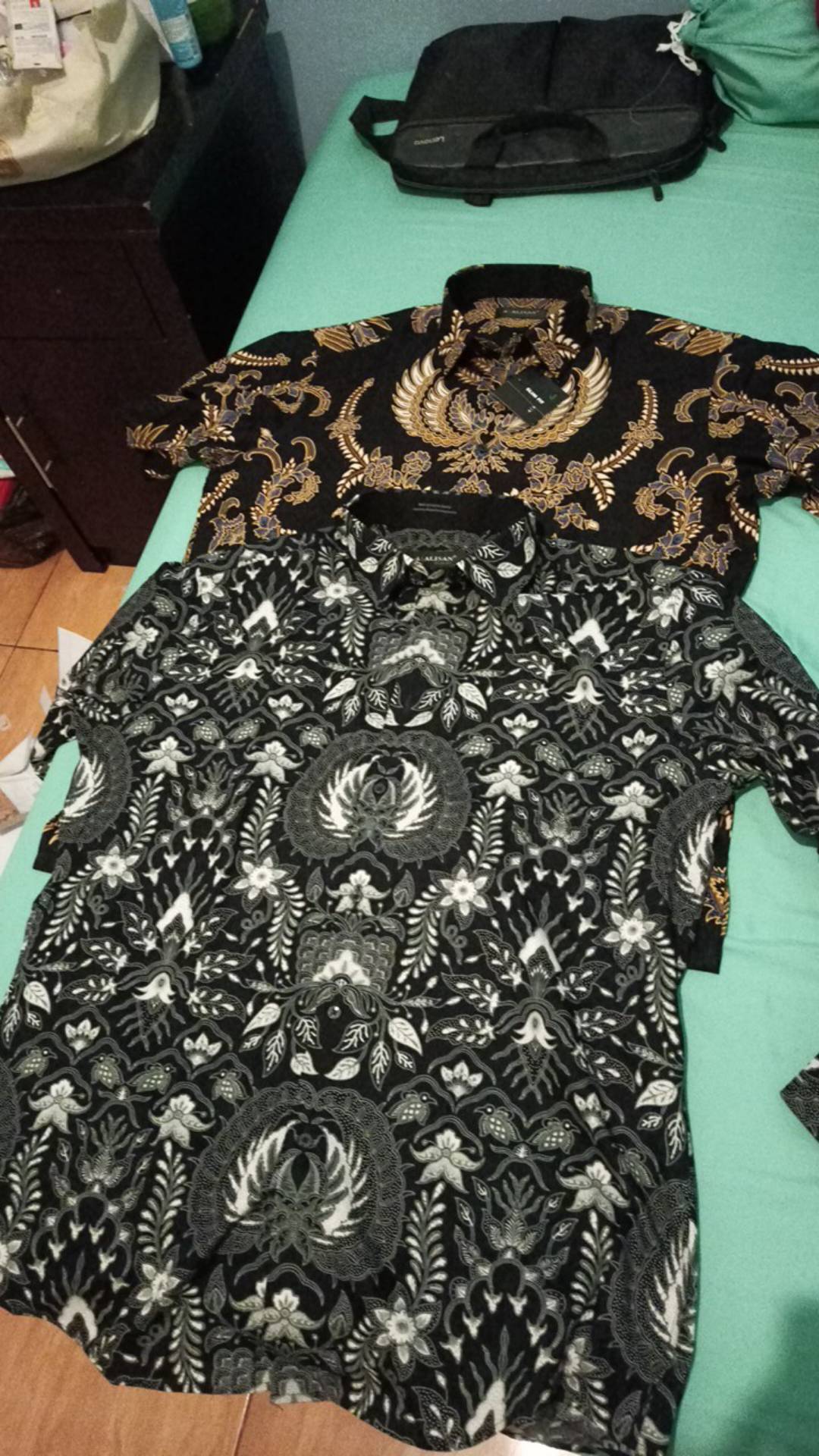 Kemeja Batik Alisan Slimfit Lengan Pendek Batik Pria