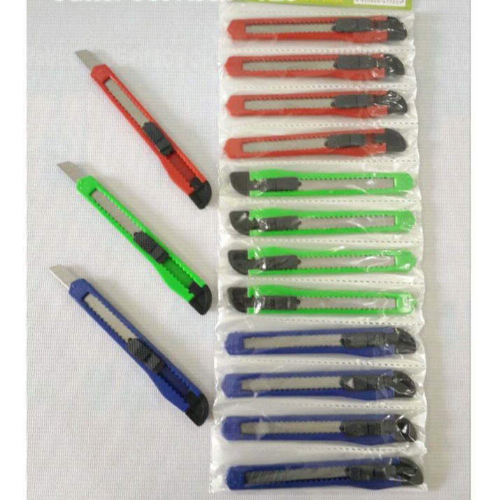 

Cutter pisau kecil