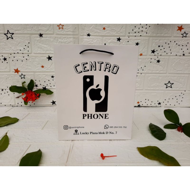 

paperbag 210 gsm uk. 18 x 9 x 20 (Panjang x Lebar x Tinggi)