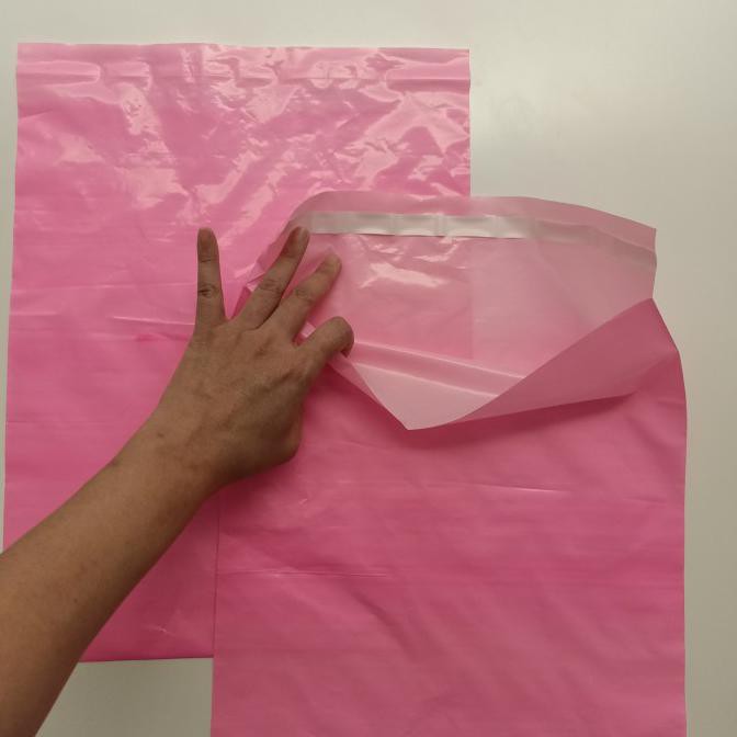 

Silahkan Order] Kantong Plastik Polymailer Fashion Warna Warni 30X40 - Merah Muda