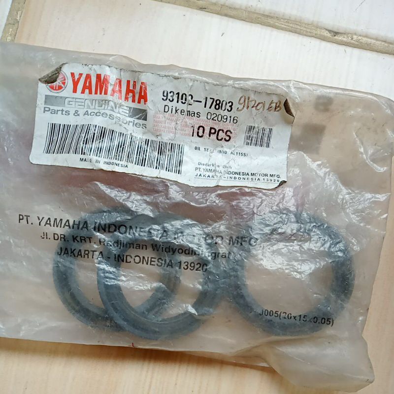 Yamaha Oil Seal 93102-17803