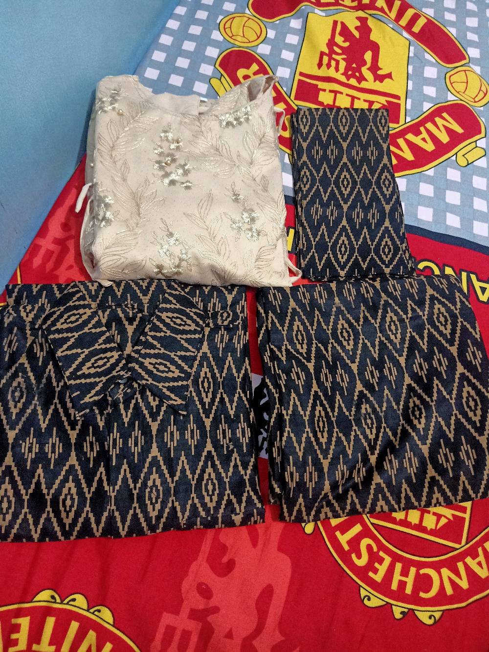Maura Couple - Sania Ruffle Batik Couple Ori Ndoro Jowi Dnt Garansi Termurah Shopee - Alika Jihan