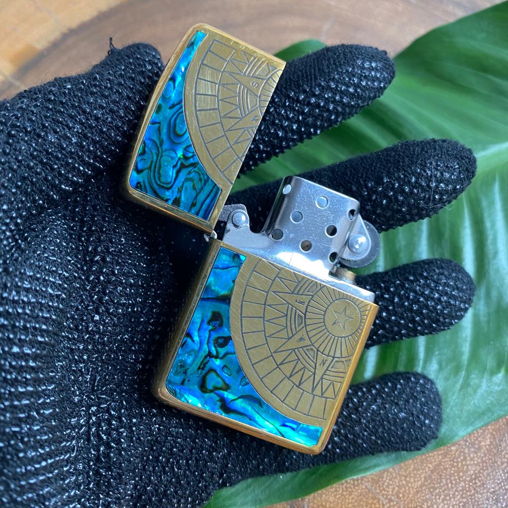 Korek Zippo Gold Premium Model Star Compass