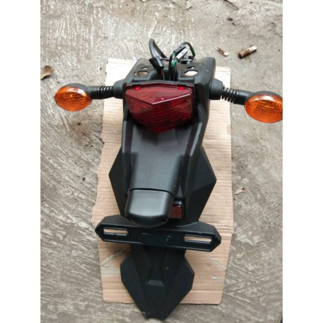 Spakbor belakang fullset lampu sein Klx BF original