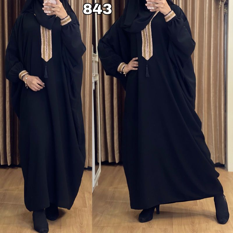 Abaya kelelawar simple elegan abaya hitam