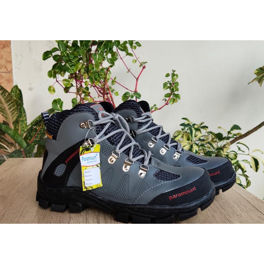 Sepatu safety paramount ujung besi