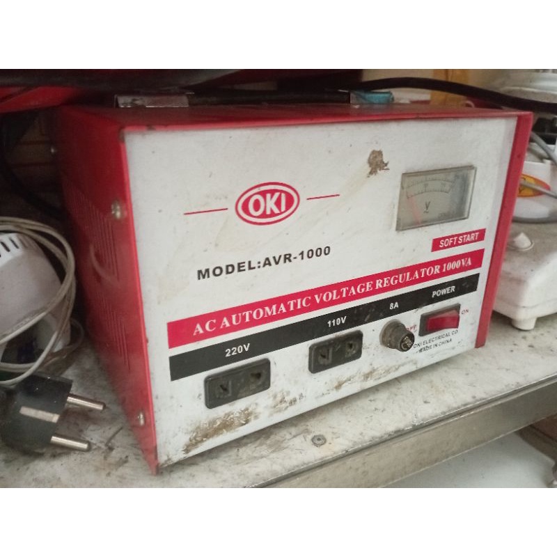 stabilizer oki 1000 watt bekas/seken/murah