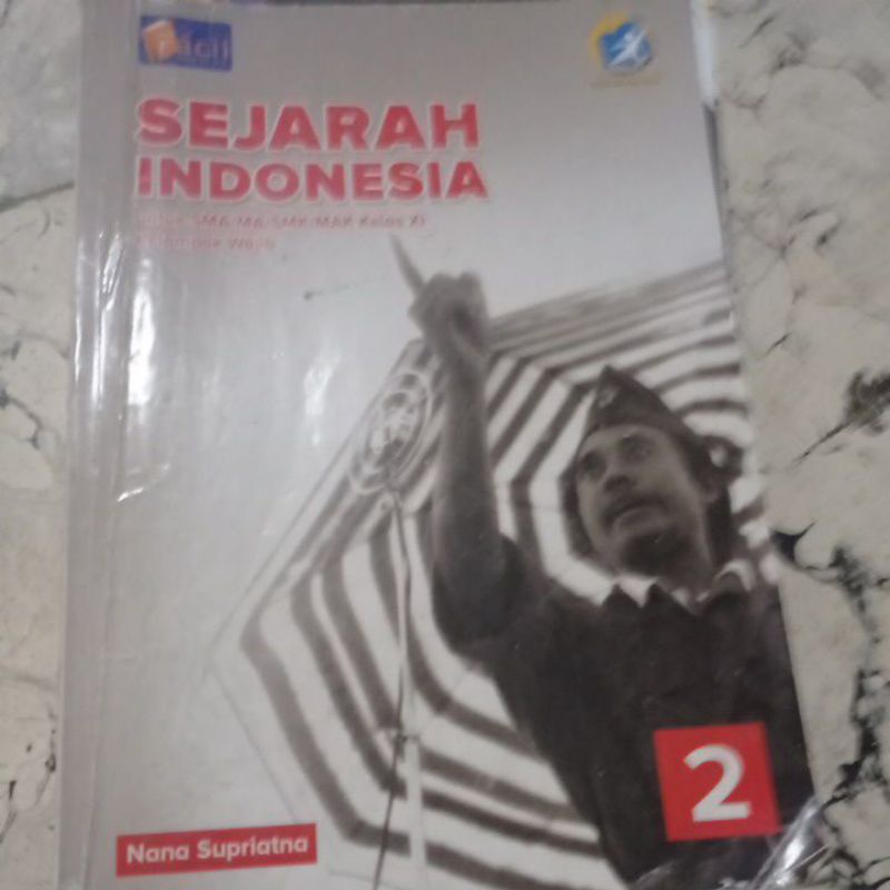 Buku sejarah indonesia 2 smu wajib revisi 2016