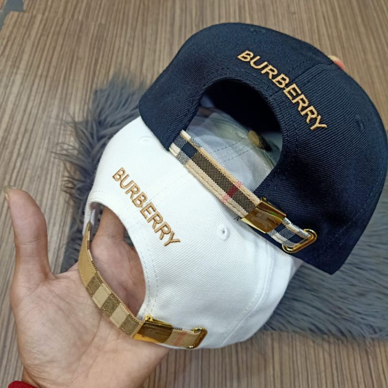 Topi Baseball Burberry Topi premium Quality Unisex