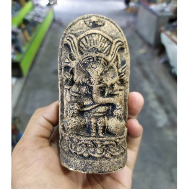 PAJANGAN MINIATUR PATUNG GANESHA DENGAN TEDENG KECIL BAHAN FIBERGLASS 13x6x4 cm - DEKORASI RUMAH