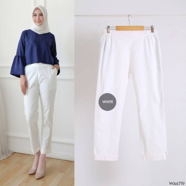 BAGGY WHITE PANTS Celana Panjang Wanita