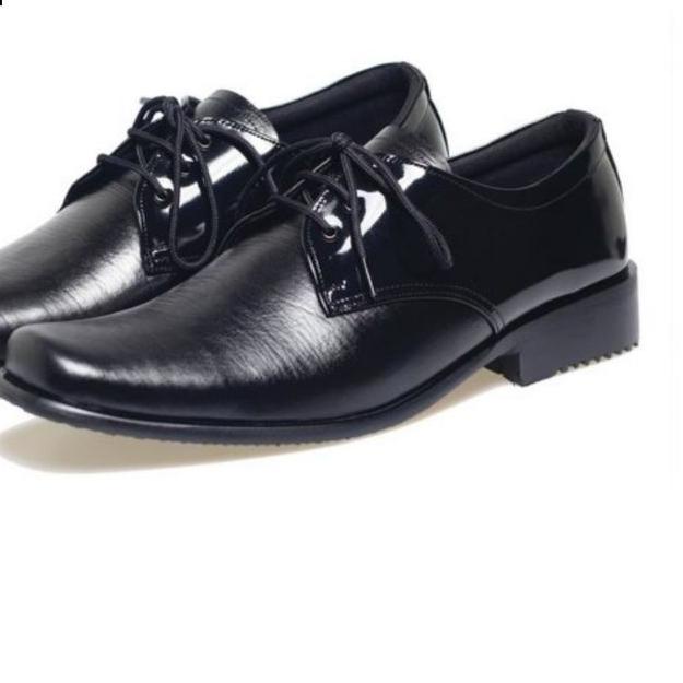 sepatu pantofel pria ,sepatu pantofel kerja,Pantofel Hitam Pria
