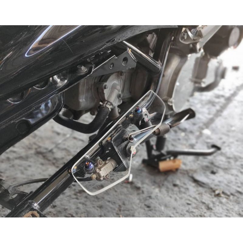 pijakan kaki akrilik trondol nmax old.