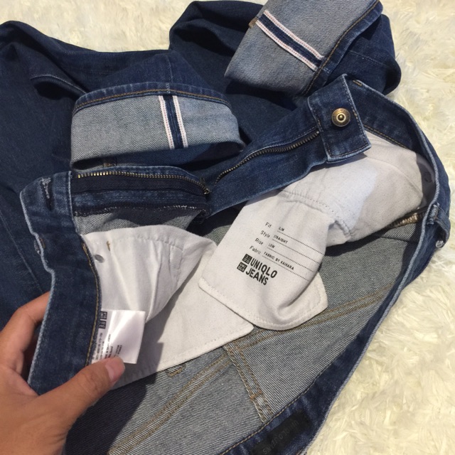 harga jeans uniqlo