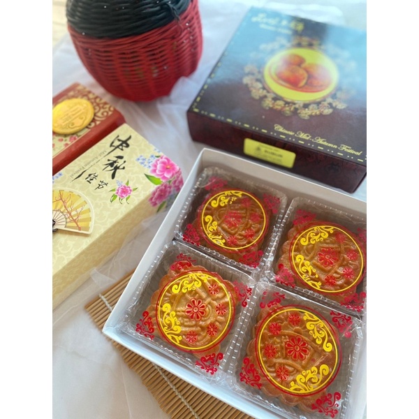 

mooncake / kue bulan toko subur