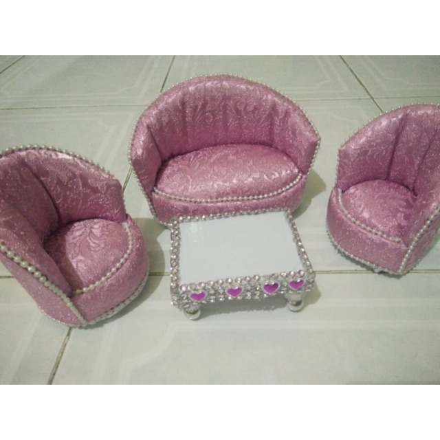 Sofa barbie kelly (boneka barbie 16cm)