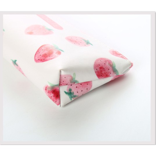 Tempat Pensil Gambar STRAWBERRY / Tempat Alat Tulis Motif BUAH STROBERI / Tepak Pensil STROBERI Lucu