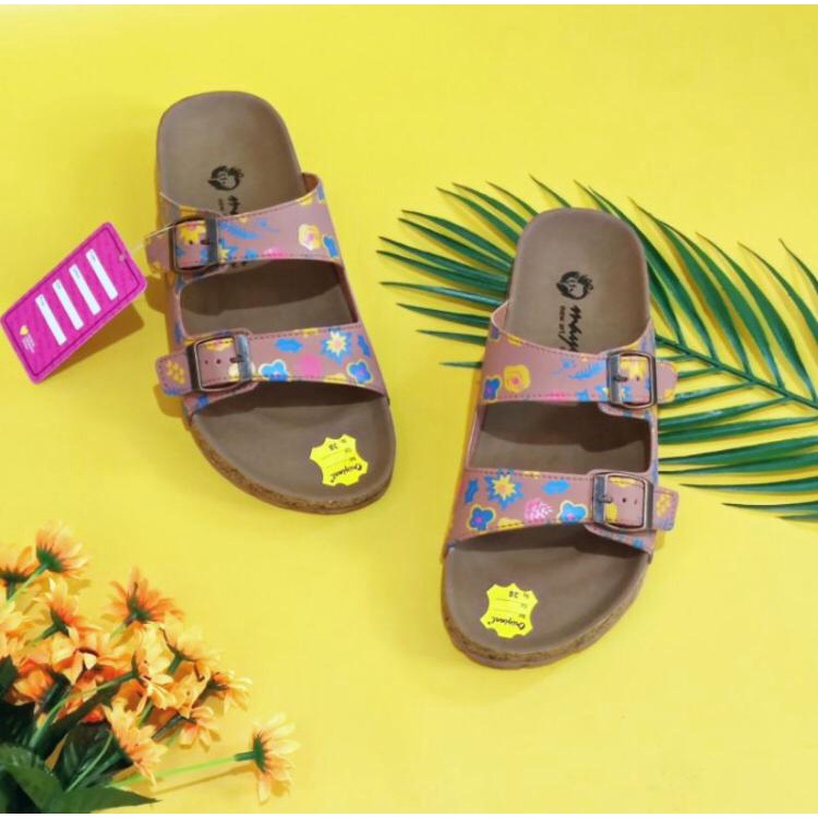 SANDAL REMAJA TERKINI/ SANDAL SELOP CARVIEL MOTIF BUNGA SAKURA