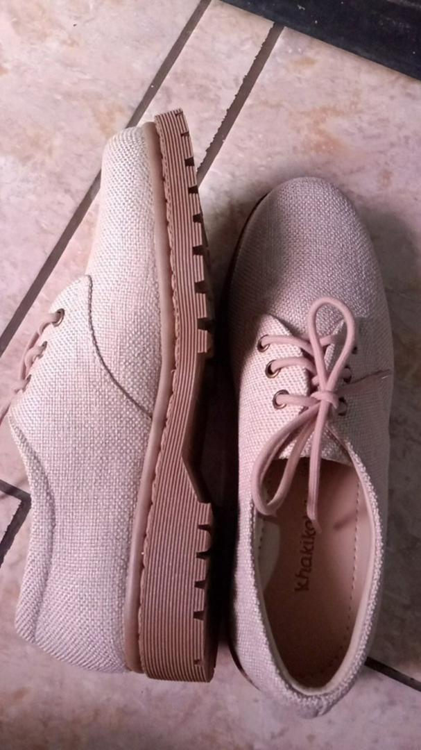 Khakikakiku Mia Rosewood