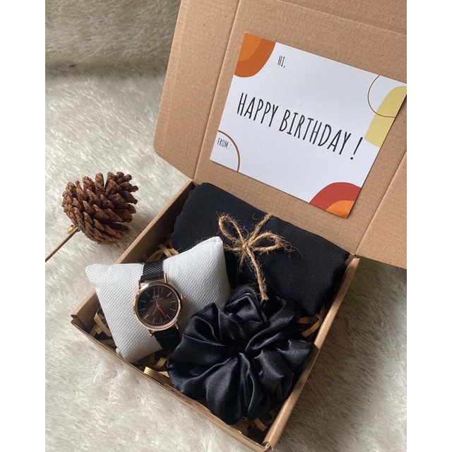 

hampers jam tangan cewek/hampers ulang tahun/hampers jilbab/hampers cewek