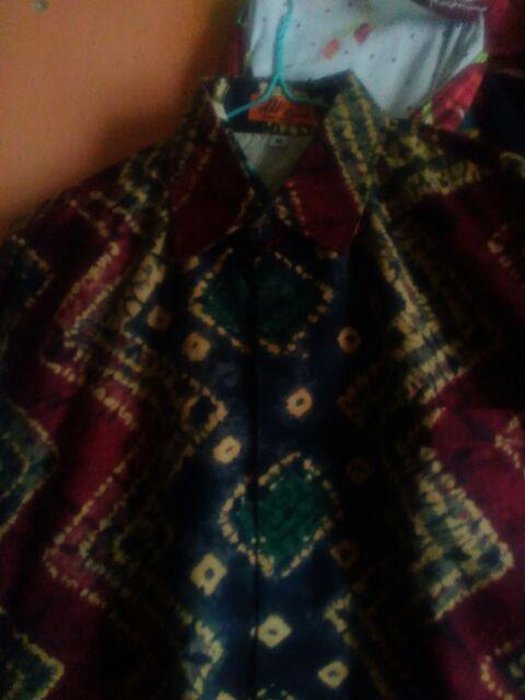Kemeja Cowok Jumputan Printing