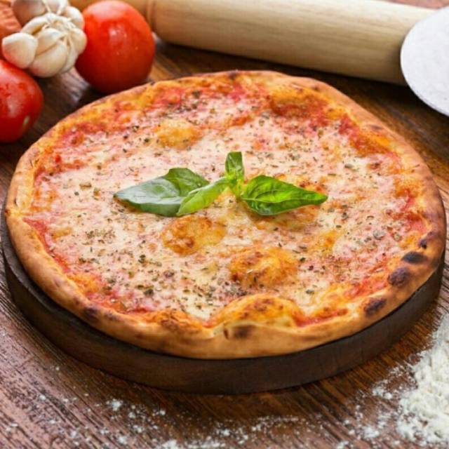 

Pizza frozen by PizzaKedua (Margherita Keju Lumer)