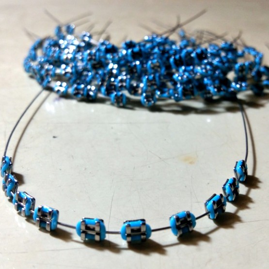 Behel Lepas Pasang/Rahang Bawah Warna Biru/Behel Fashion