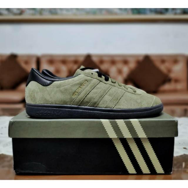 Adidas Newton Heath | Shopee Indonesia