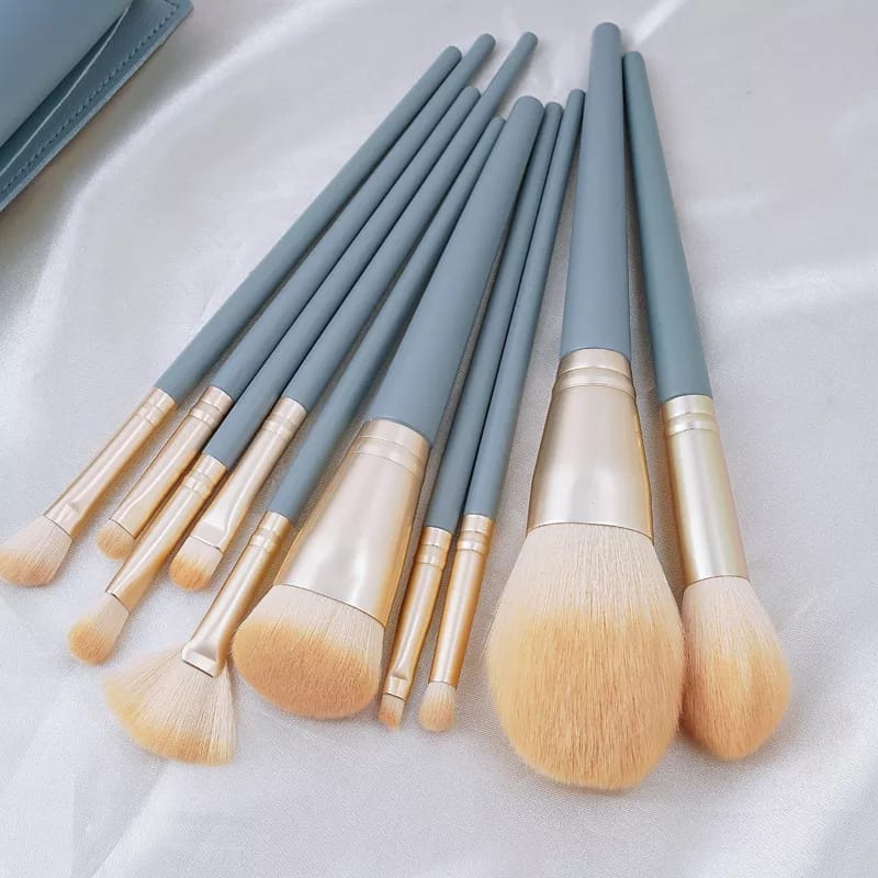 10PCS Kuas Make Up Set Brush Eyeshadow / Bedak / Blush On / Highlighter / Foundation / Blending Brush  Makeup Kuas Biru Langit F654