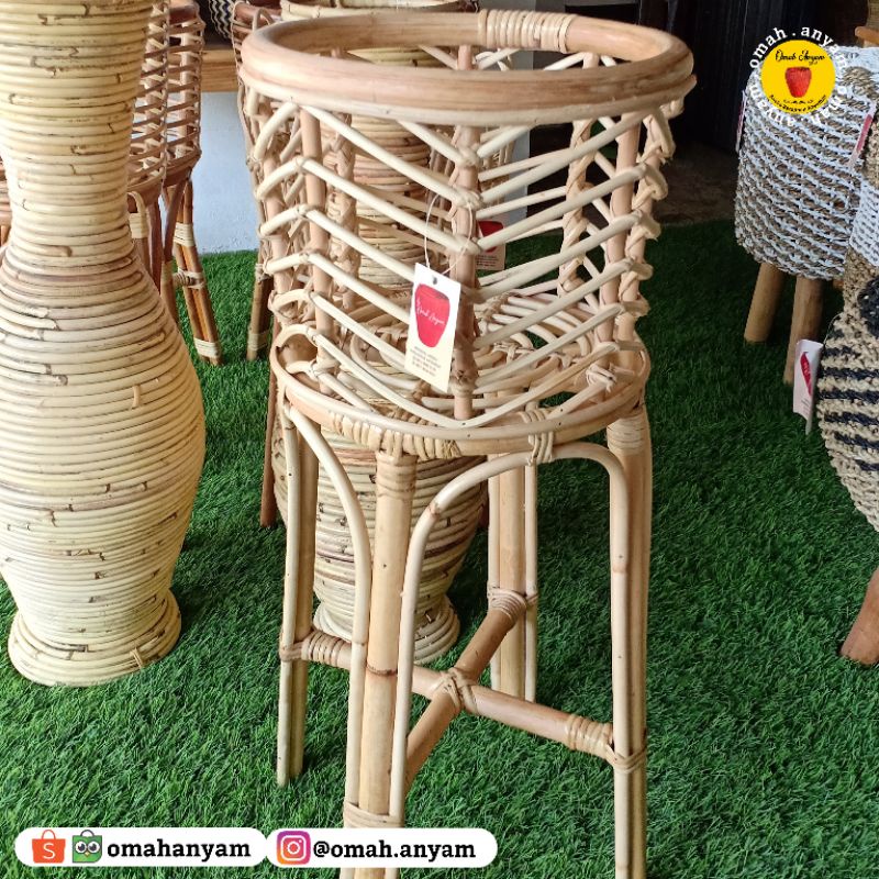 vas standing pot rotan | standing pot rotan | cover pot | rattan
