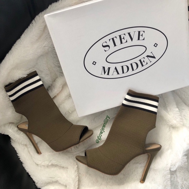 Sepatu Steve Madden High Heels Boots