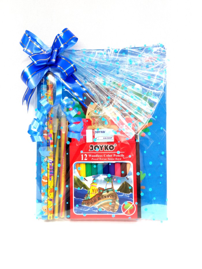 

Souvenir alat tulis ulang tahun anak lengkap dengan pensil warna