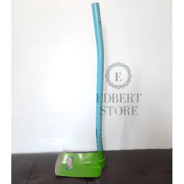 Cangkul / pacul gagang besi