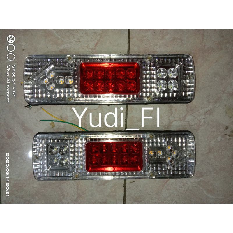 Lampu rem LED variasi universal untuk mobil L300, carry/futura/ss pick up, gran max pick up