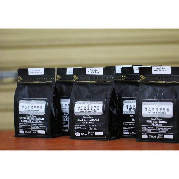 

ENAK Paket Kopi 250GR (4 Macam Kopi dalam 4 Kemasan 250 GR) Tagetto Coffee TERLEZAT