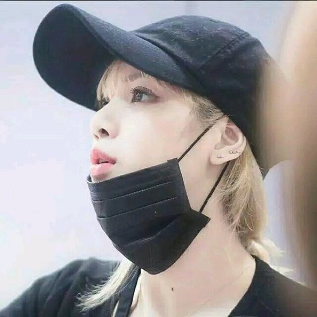 TEBAL Masker Penutup Mulut Anti Debu Warna Hitam . Black Mask korea . Earloop medis KPOP