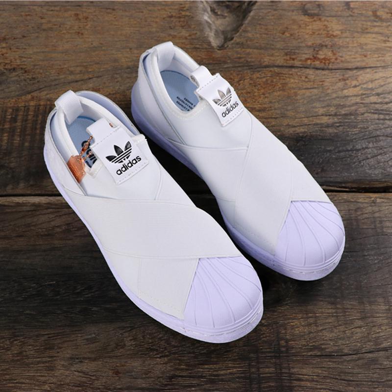 sepatu adidas wanita slip on