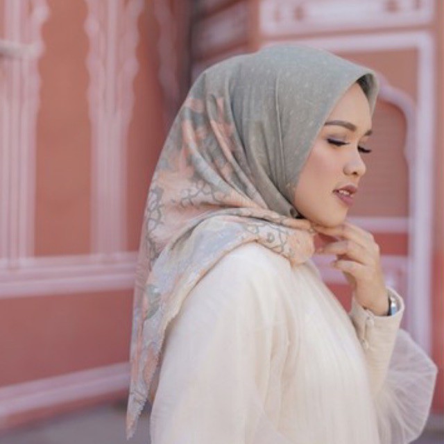 BUTTONSCARVES Maharani Series Lime Buttonscarves