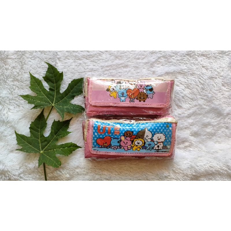 

TEMPAT PENSIL BAHAN KANVAS MOTIF BT21 MURAH SSOUVENIR ULANG TAHUN KADO ULANG TAHUN