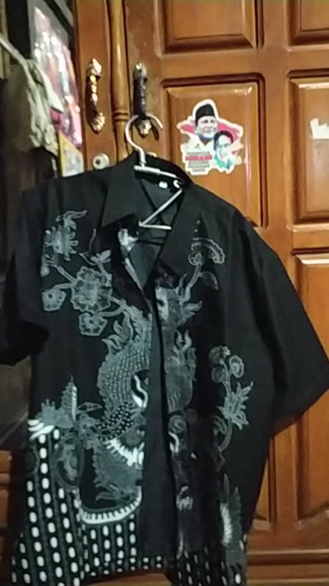 Naga Series Nareswari Kemeja Batik Lengan Pendek Katun Halus Fashion Pria Batik Seragam Batik