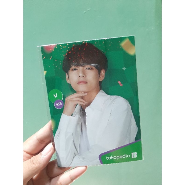 

Postcard Hologram Toko Hijau BTS V