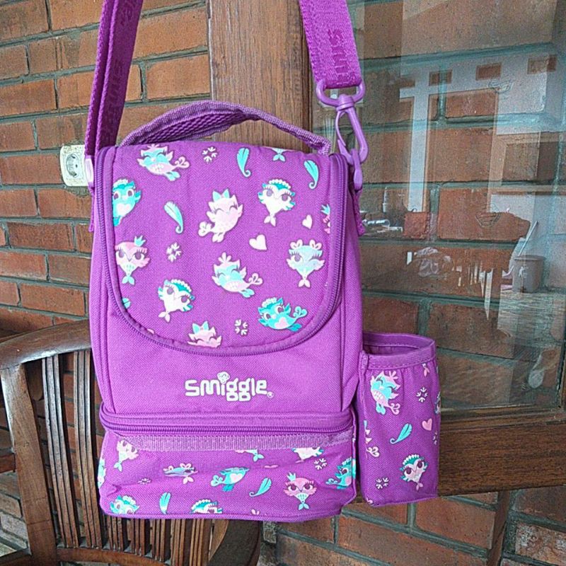 Smiggle lunch bag preloved