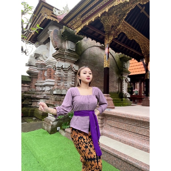 Kebaya sabrina kemala uragiri strait lengan kerut