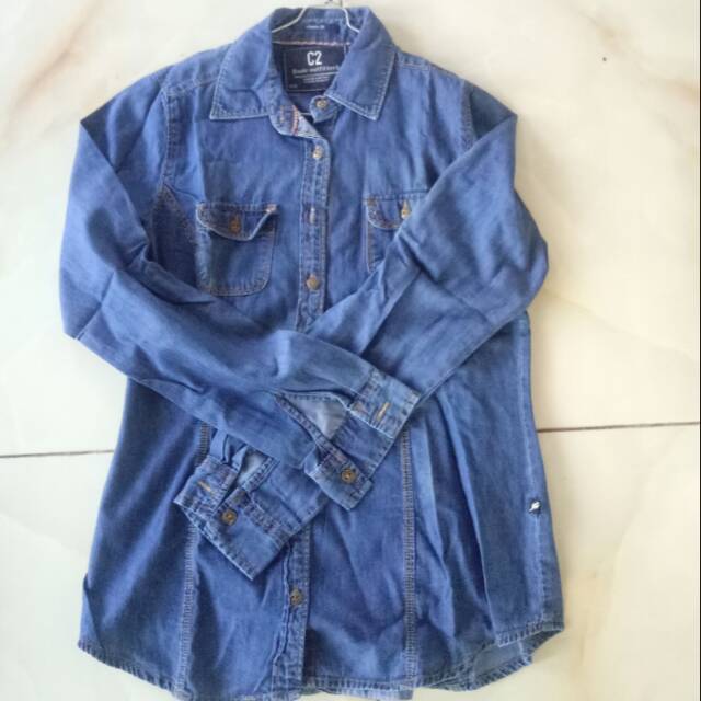 Kemeja jeans C2