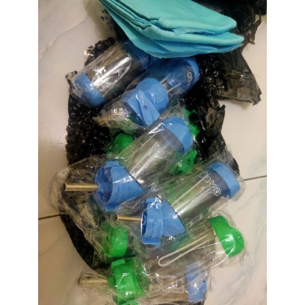 Botol minum navo / box es krim bekas hammy