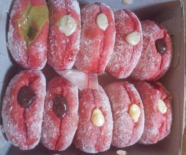 Donat bomboloni red velvet