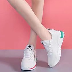 Sneakers Casual Sport Running Fashion Wanita Terbaru Design Simple Keren - 888